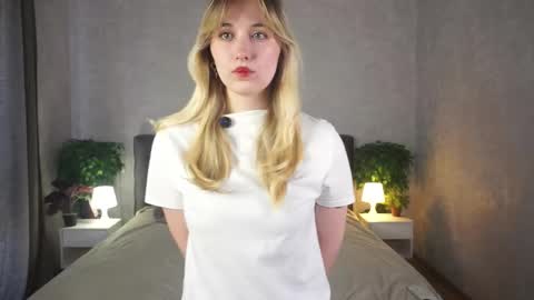 Bella online show from 04.16.26