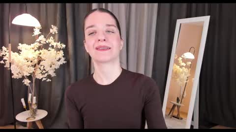 Helen online show from 03.01.25