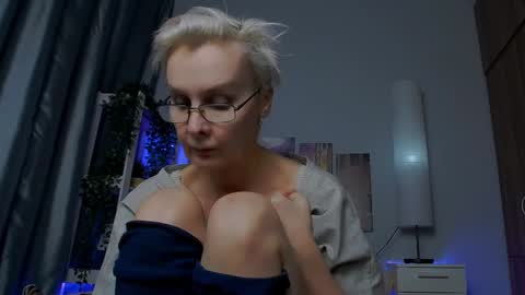 Helga online show from 01.18.25