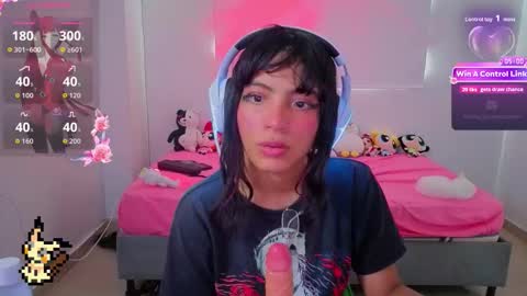 Helia Transfem and Amy online show from 02.17.26