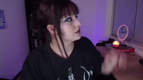 Snapshot of hell_dancer_ chatting on 11.07.25 Lexa online show from 11.07.25