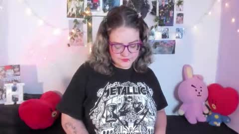 hellen online show from 12.14.25