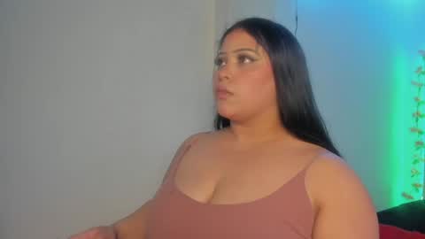 hellen__smith_ online show from 04.20.26