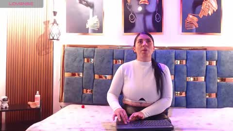 Hellen.  online show from 05.02.26