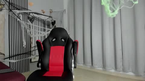 hellen_rice online show from 10.20.25