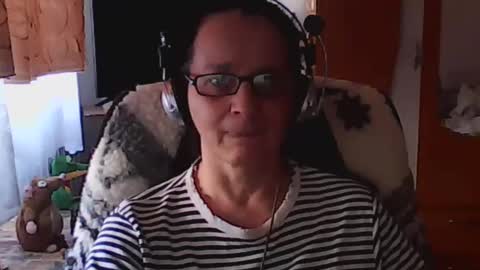 Snapshot of hellenmarie chatting on 01.14.25 hellenmarie online show from 01.14.25