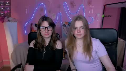 Snapshot of helli_belli chatting on 05.22.26 Helli online show from 05.22.26