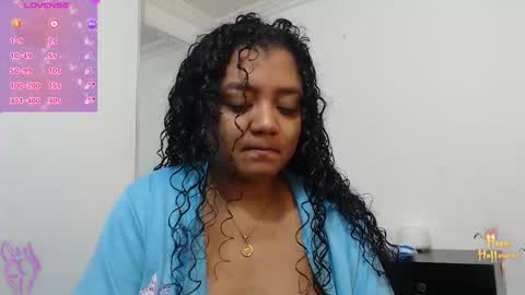 Snapshot of hello_candy chatting on 10.16.25 Candy online show from 10.16.25