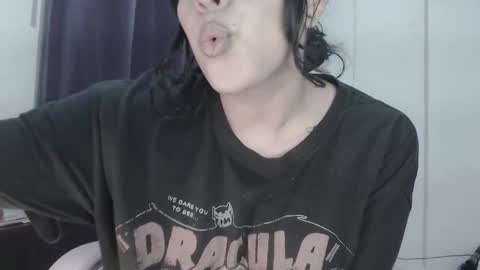 Snapshot of hello_demonkitty chatting on 03.07.25 SIMONA  online show from 03.07.25