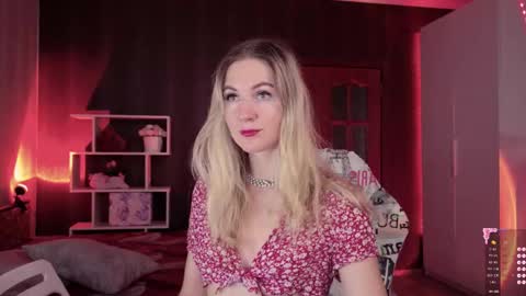 Snapshot of hello_lisha chatting on 09.26.25 Alisia Monday to Friday from 10 am to 4 pm GMT 2 online show from 09.26.25