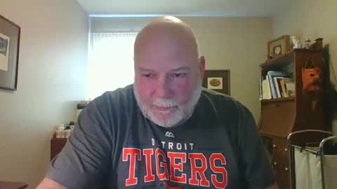 helloforfun111 online show from 02.25.25