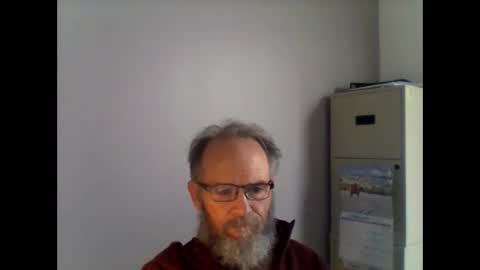 Snapshot of helopilot01 chatting on 02.01.25 helopilot01 online show from 02.01.25