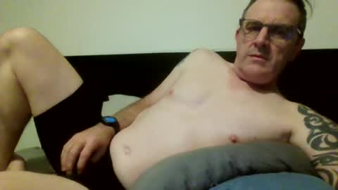 Snapshot of hempie1973 chatting on 07.20.26 hempie1973 online show from 07.20.26