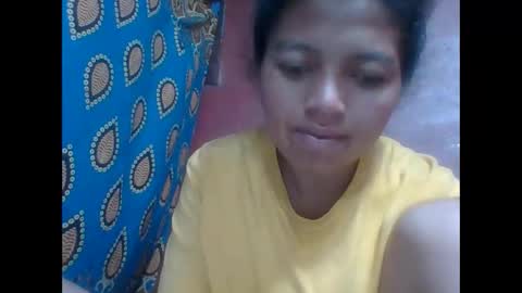 Snapshot of henitsaldy chatting on 10.09.25 henitsaldy online show from 10.09.25