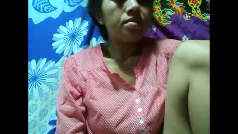 Snapshot of henitsaldy chatting on 02.11.26 henitsaldy online show from 02.11.26