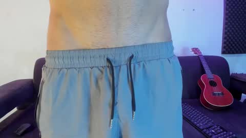 Snapshot of henrik_senn chatting on 12.03.24 henrik_senn online show from 12.03.24