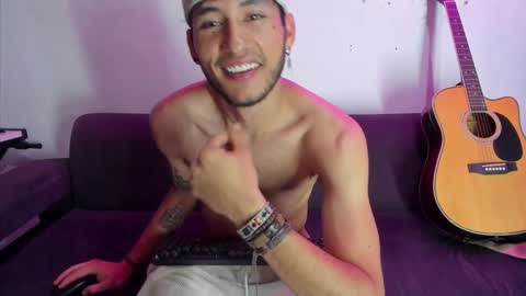 Snapshot of henrik_senn chatting on 12.12.24 henrik_senn online show from 12.12.24