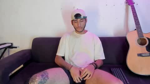 Snapshot of henrik_senn chatting on 12.13.24 henrik_senn online show from 12.13.24