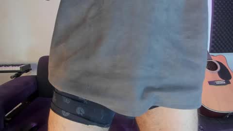 Snapshot of henrik_senn chatting on 12.22.24 henrik_senn online show from 12.22.24