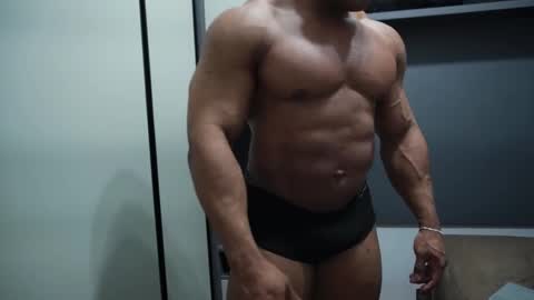 Henri online show from 11.04.25