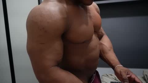 Henri online show from 11.27.25