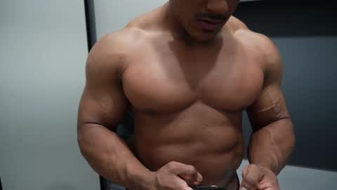 Henri online show from 12.18.25