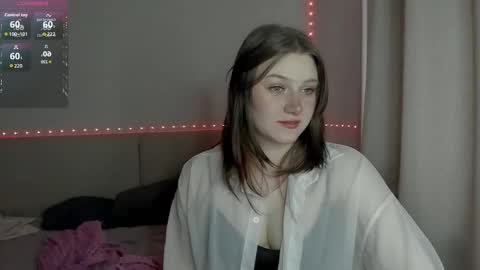 Snapshot of henta1sonya chatting on 03.25.26 hentaisonya online show from 03.25.26