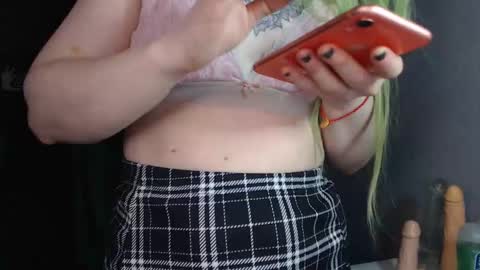 Snapshot of hentaishiing chatting on 12.14.24 Hentaishiing online show from 12.14.24