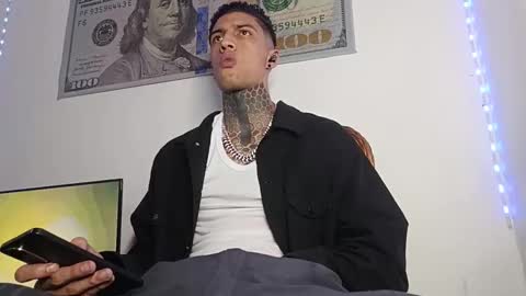 Henzeld online show from 04.08.26