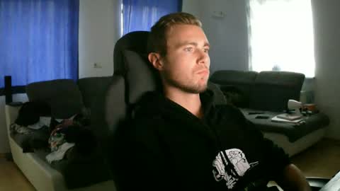 John Pearl online show from 11.09.25