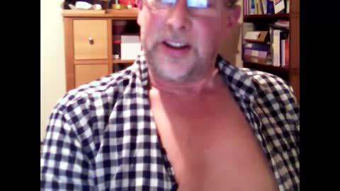 Snapshot of hereford66 chatting on 12.17.24 hereford66 online show from 12.17.24