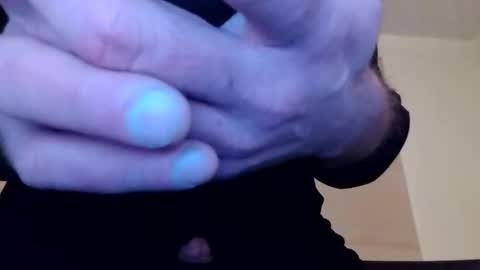 Snapshot of herenowyes chatting on 12.19.25 g0DzNm0NsTARz online show from 12.19.25