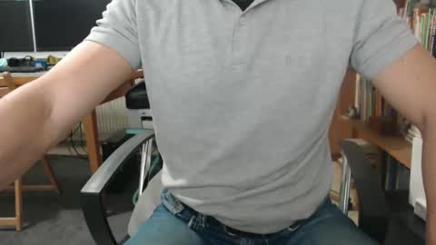 Snapshot of hero0111 chatting on 09.10.25 hero0111 online show from 09.10.25