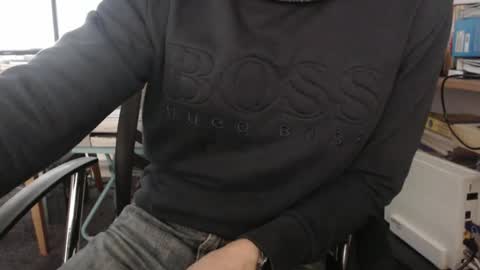 Snapshot of hero0111 chatting on 09.16.25 hero0111 online show from 09.16.25