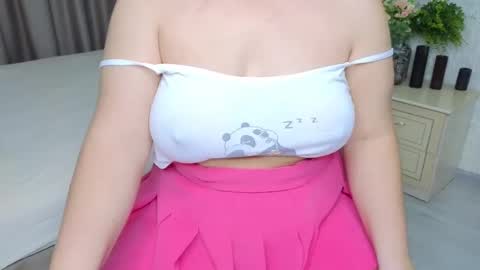 Snapshot of heroine_of_your_life chatting on 02.06.26 Maryana online show from 02.06.26