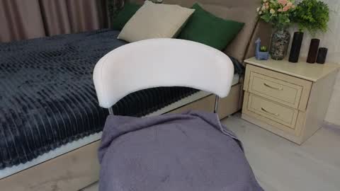 Snapshot of heroine_of_your_life chatting on 03.31.26 Maryana online show from 03.31.26