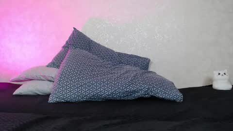 Hesssa Prime time  The broadcasts start at 3am and 3 pm London time  online show from 09.16.25