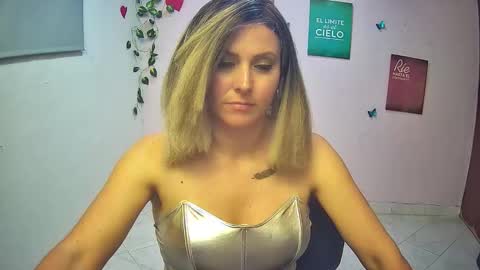 Snapshot of hestesiaxx chatting on 03.06.26 Hestesiaxx online show from 03.06.26