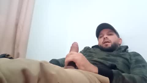 Snapshot of hetero_caliente89 chatting on 11.11.25 hetero_caliente89 online show from 11.11.25