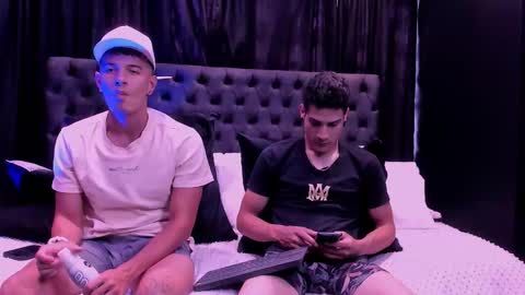 heteros men online show from 02.23.26