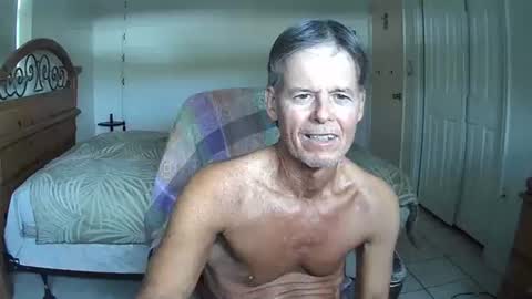 Snapshot of hewes1 chatting on 01.05.26 hewes1 online show from 01.05.26