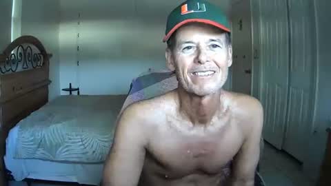 Snapshot of hewes1 chatting on 01.09.26 hewes1 online show from 01.09.26