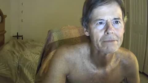 Snapshot of hewes1 chatting on 01.13.26 hewes1 online show from 01.13.26