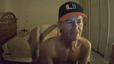 Snapshot of hewes1 chatting on 01.16.26 hewes1 online show from 01.16.26