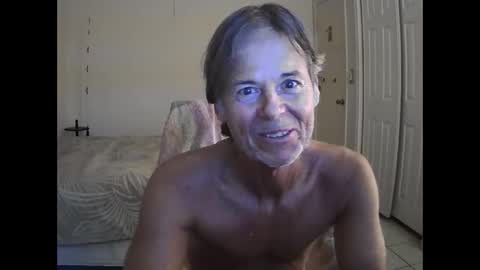 Snapshot of hewes1 chatting on 04.13.26 hewes1 online show from 04.13.26