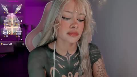 Snapshot of heybambino_ chatting on 12.29.24 Bambi.....Help me get 100 likes in the satisfaction bar. online show from 12.29.24
