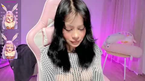 Snapshot of heybambino_ chatting on 09.16.25 Bambi.....Help me get 100 likes in the satisfaction bar. online show from 09.16.25