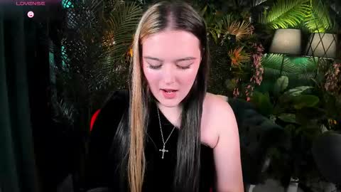 Amazing Mary  online show from 09.22.25