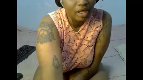 Snapshot of heyybanan chatting on 02.07.25 heyybanan online show from 02.07.25