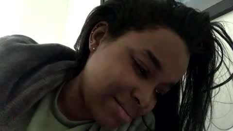 Snapshot of heyyou301990 chatting on 11.27.25 heyyou301990 online show from 11.27.25